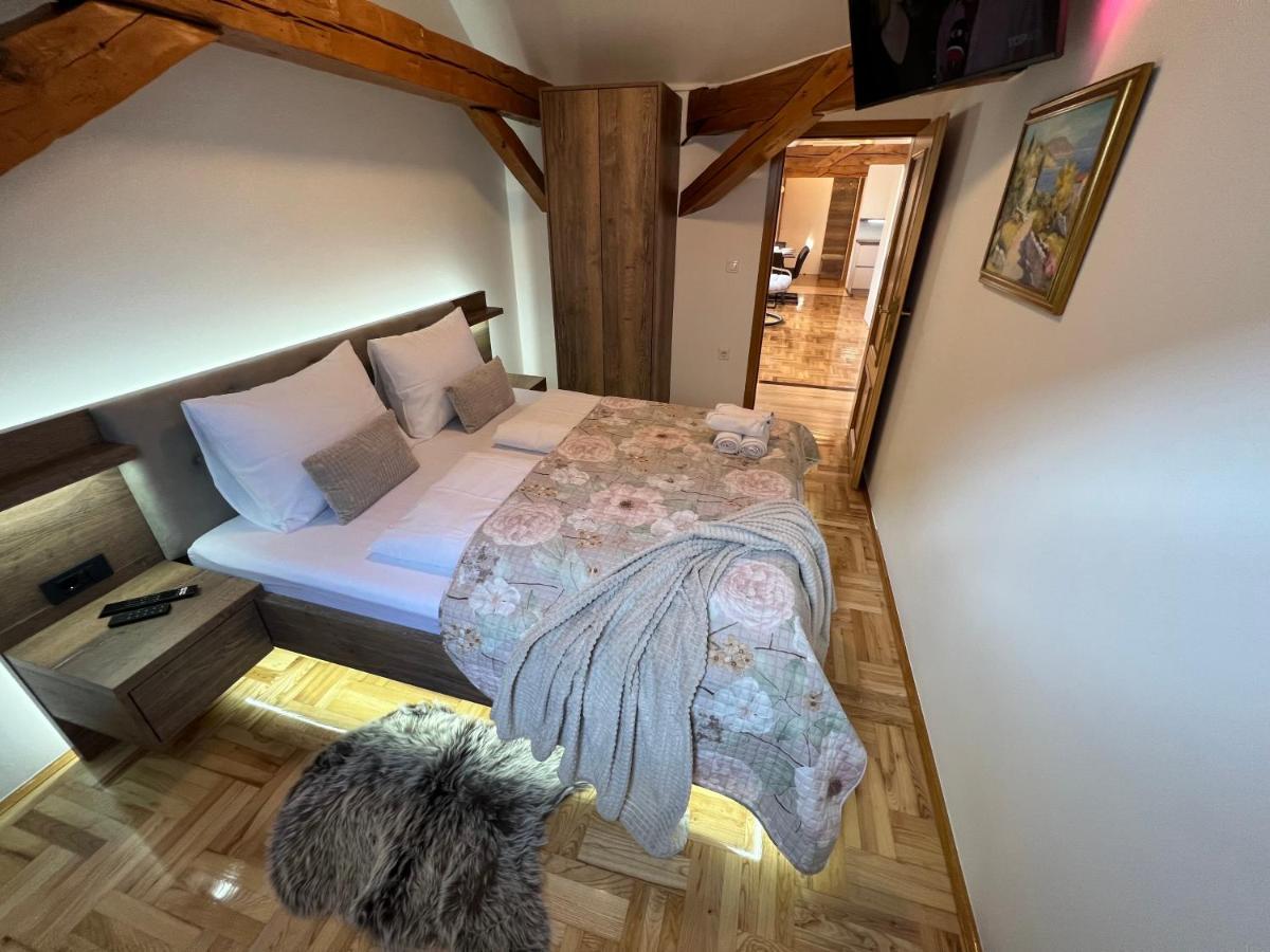 La Luna Rustic Deluxe Apartment With Free Jacuzzi, Bikes & Covered Parking Nasice Dış mekan fotoğraf